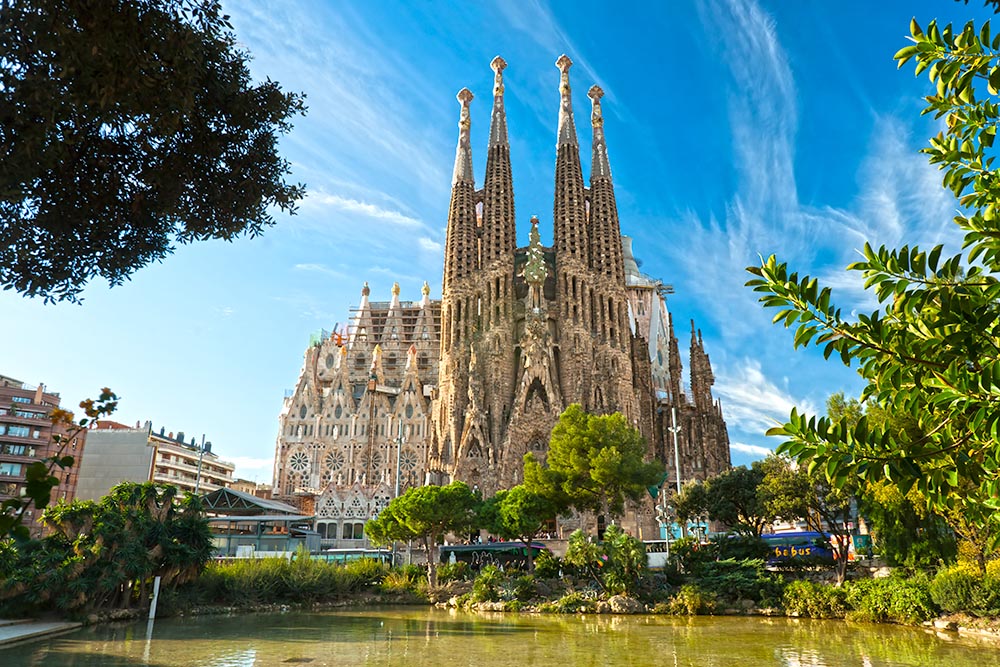 BARCELONA, SPAIN – DECEMBER 14: La Sagrada Familia – the impress