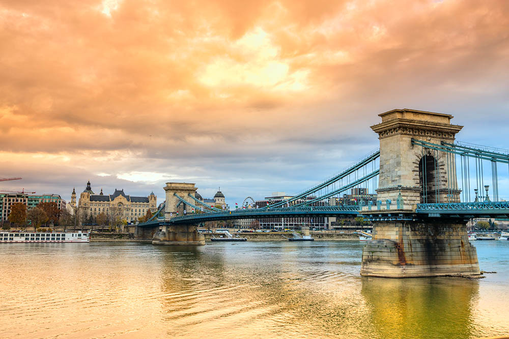 Budapest, Chain Bridge, Hungary
