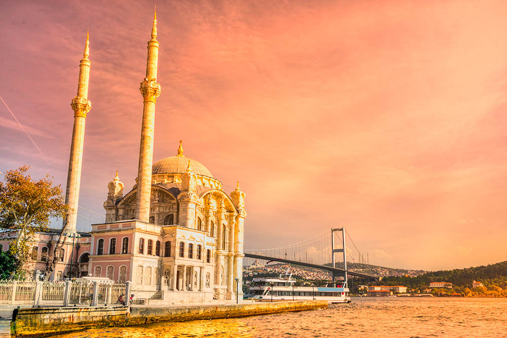 Ortakoy mosque, Istanbul, Turkey